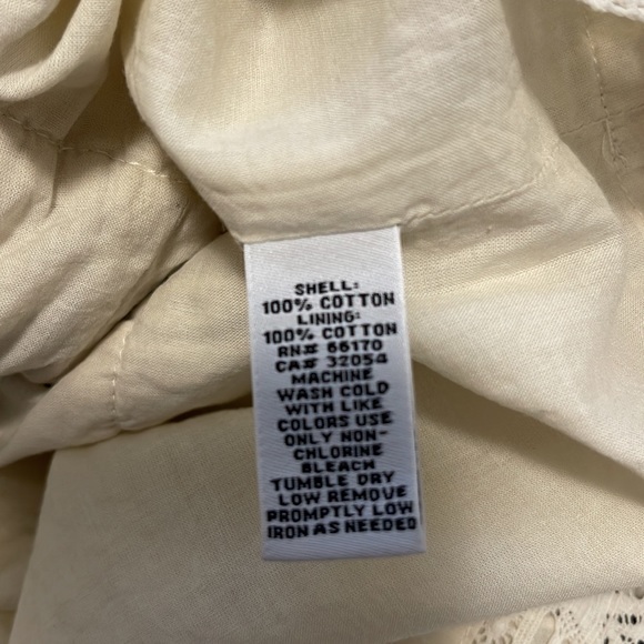 Floral Skirt with Button Details - Picture 5 of 5